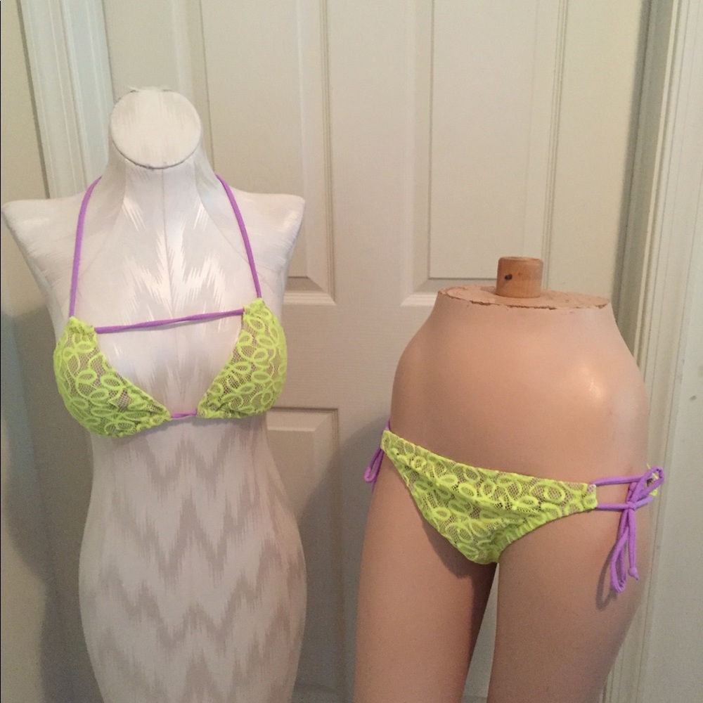 New Victoria’s Secret bikini size M with liner